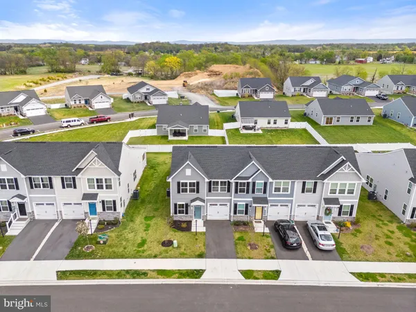 $300,000 | 84 Dunster Street, Martinsburg, WV 25405