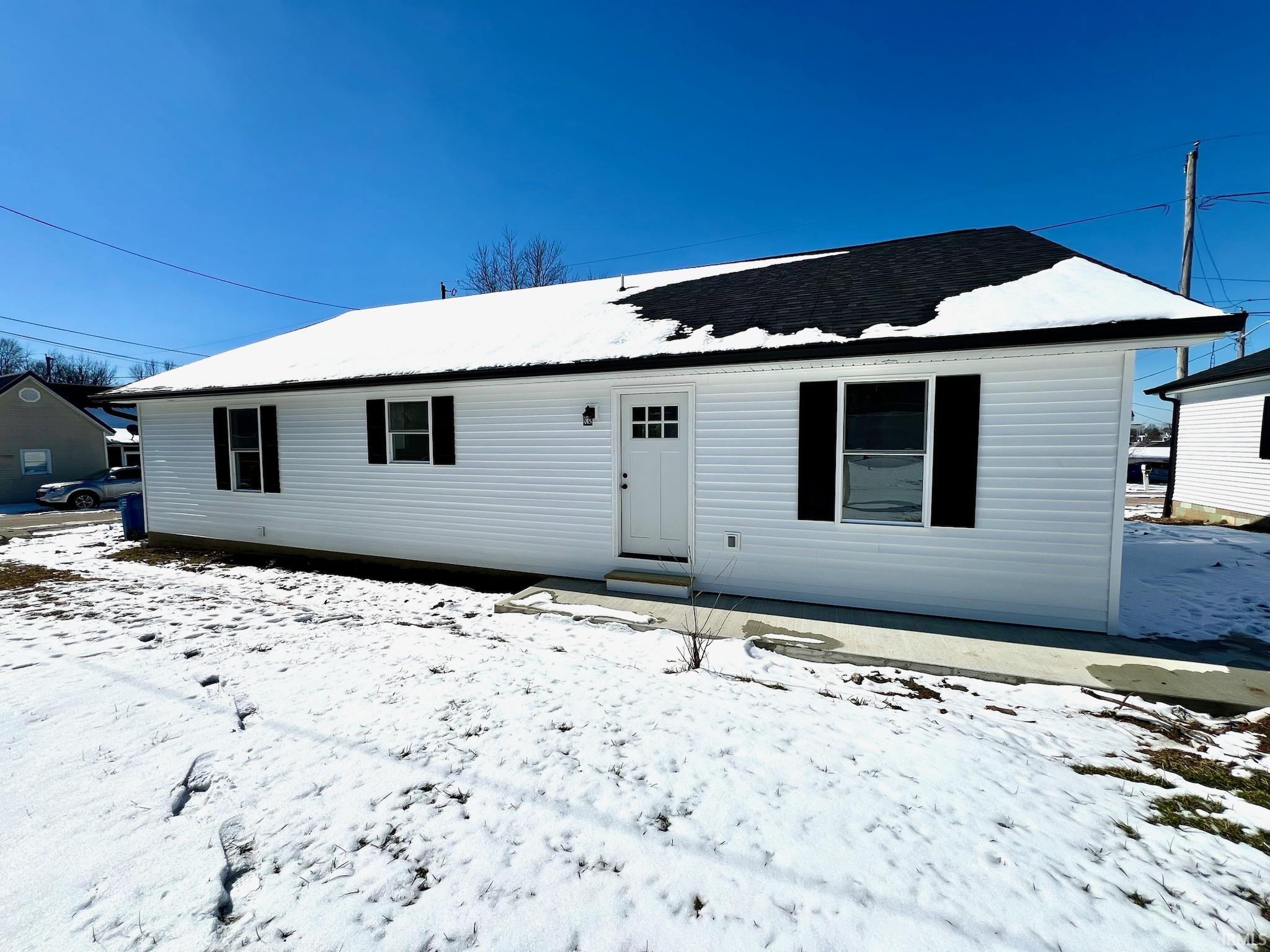 1123 Summit Lane Bedford, IN 47421 - Photo 5 of 26