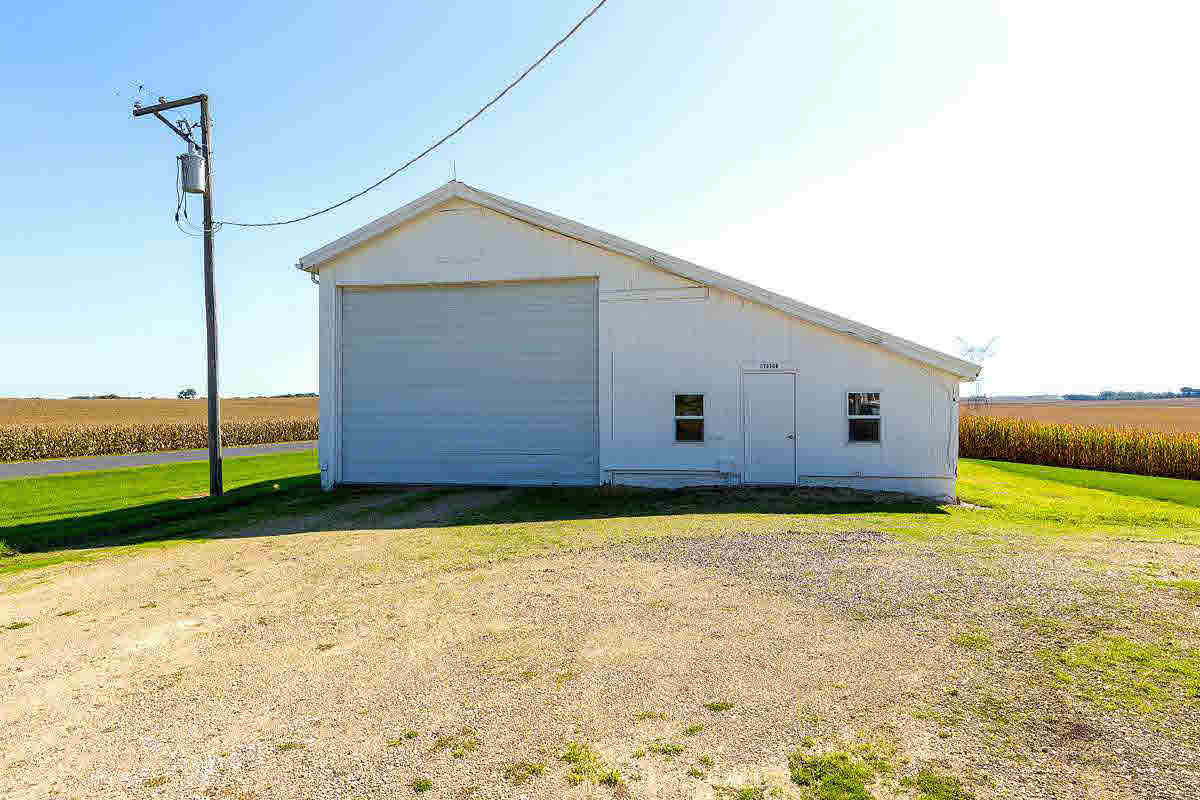 5529 Benson Road Fulton, IL 61252 - Photo 16 of 24