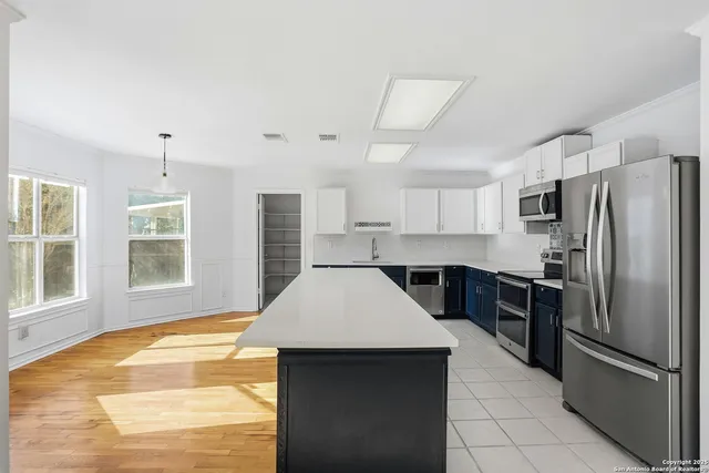 $2,050 | 522 Ashley Park Circle, Schertz, TX 78154