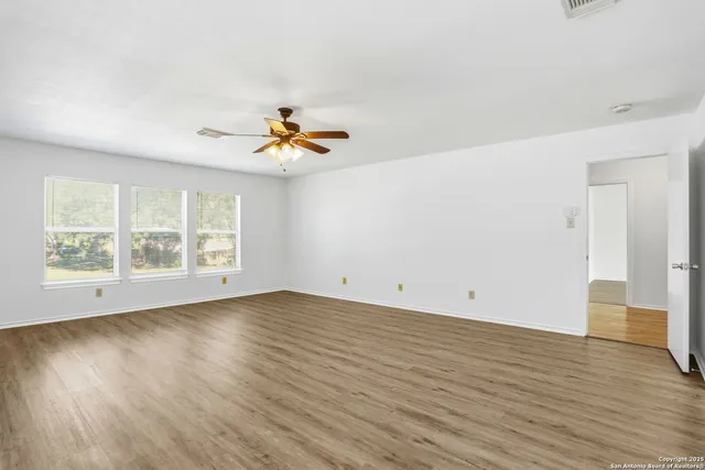 $2,050 | 522 Ashley Park Circle, Schertz, TX 78154