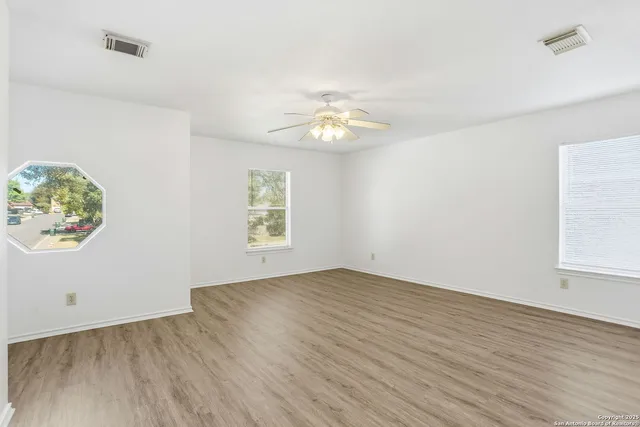 $2,050 | 522 Ashley Park Circle, Schertz, TX 78154