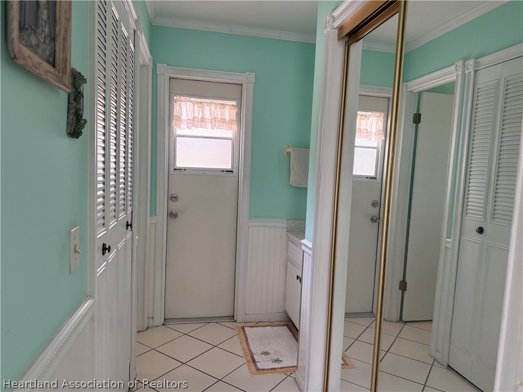 508 Ryan Road Sebring, FL 33876 - Photo 14 of 42 MASTER BATHROOM