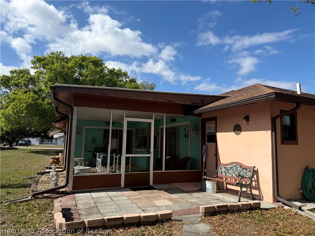 508 Ryan Road Sebring, FL 33876 - Photo 26 of 42 BACK PAVER PATIO