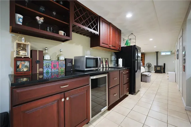 $799,900 | 50 Dexter Street, Seekonk, MA 02771