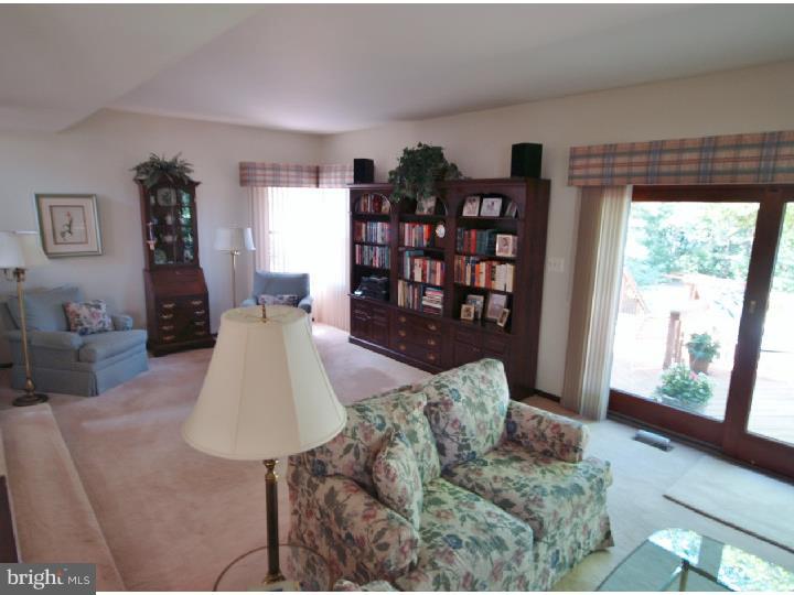 24 Wyndham Road Voorhees, NJ 08043 - Photo 6 of 25 Gallery Image 6