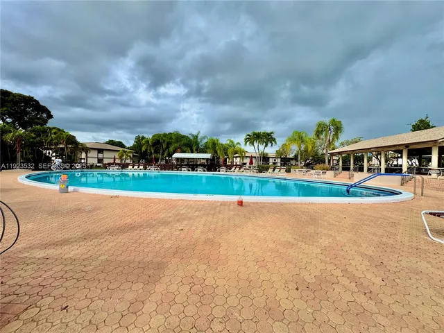 $1,600 | 9411 South Belfort Circle, Unit 208, Tamarac, FL 33321