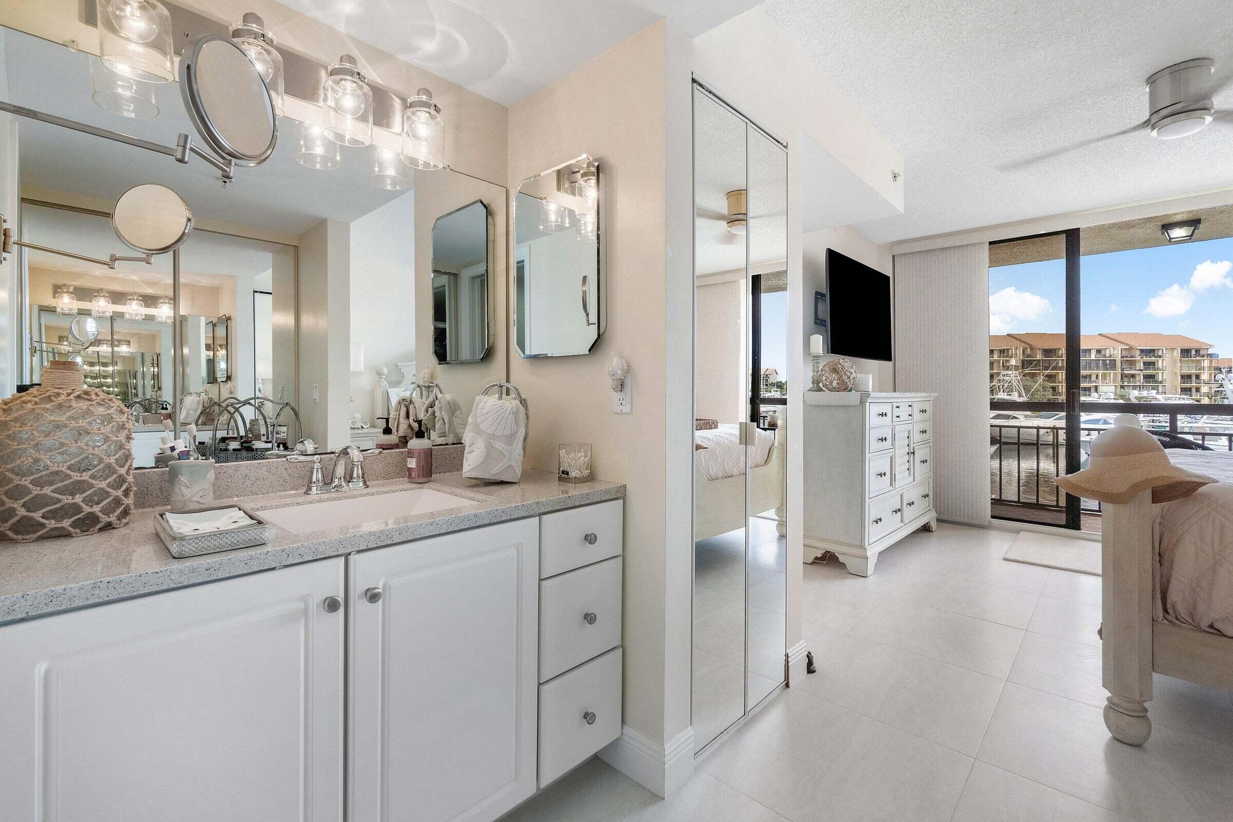 2601 Marina Isle Way, Unit 202 Jupiter, FL 33477 - Photo 23 of 53 IMG_0313