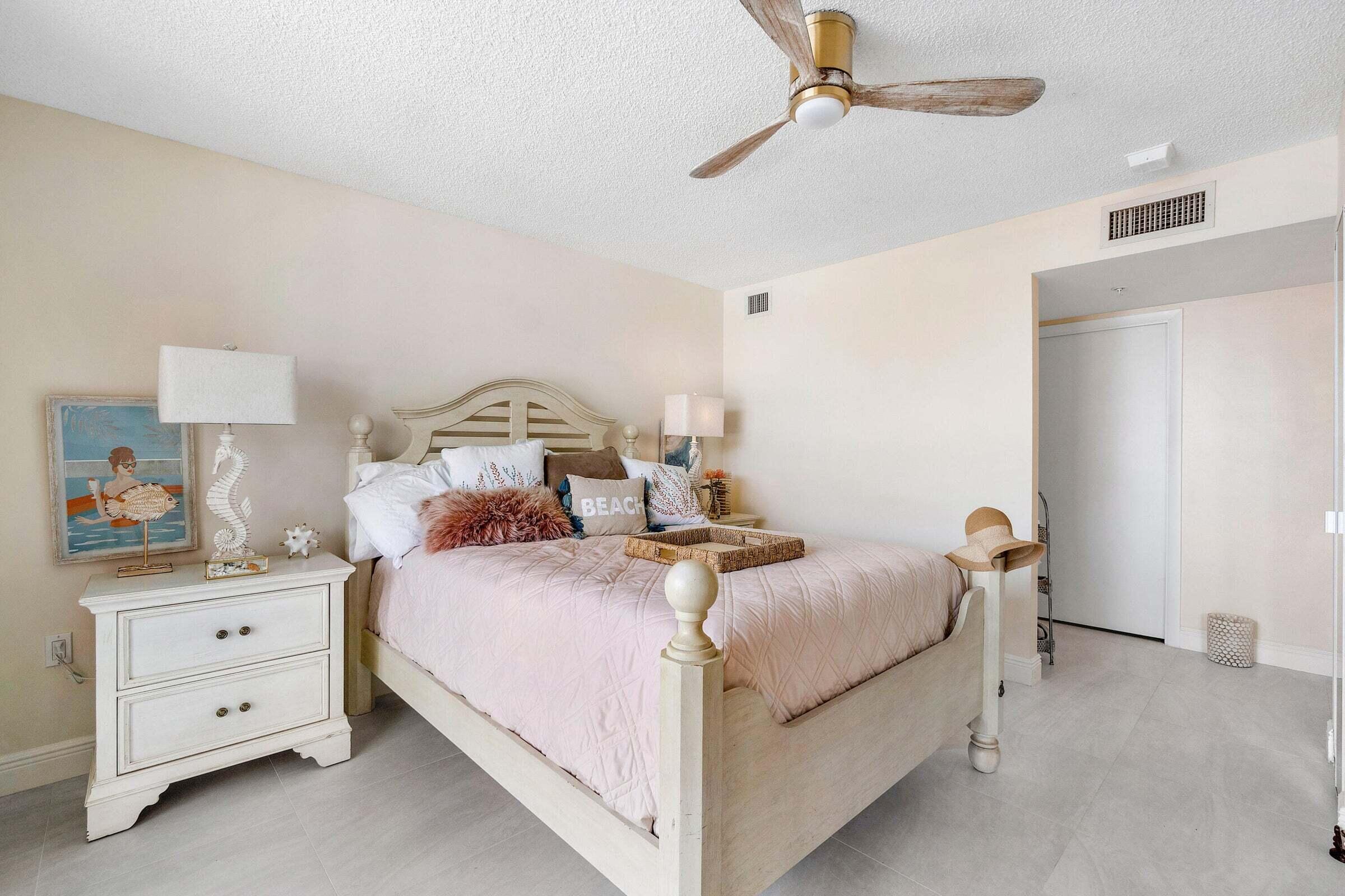 2601 Marina Isle Way, Unit 202 Jupiter, FL 33477 - Photo 25 of 53 IMG_0315