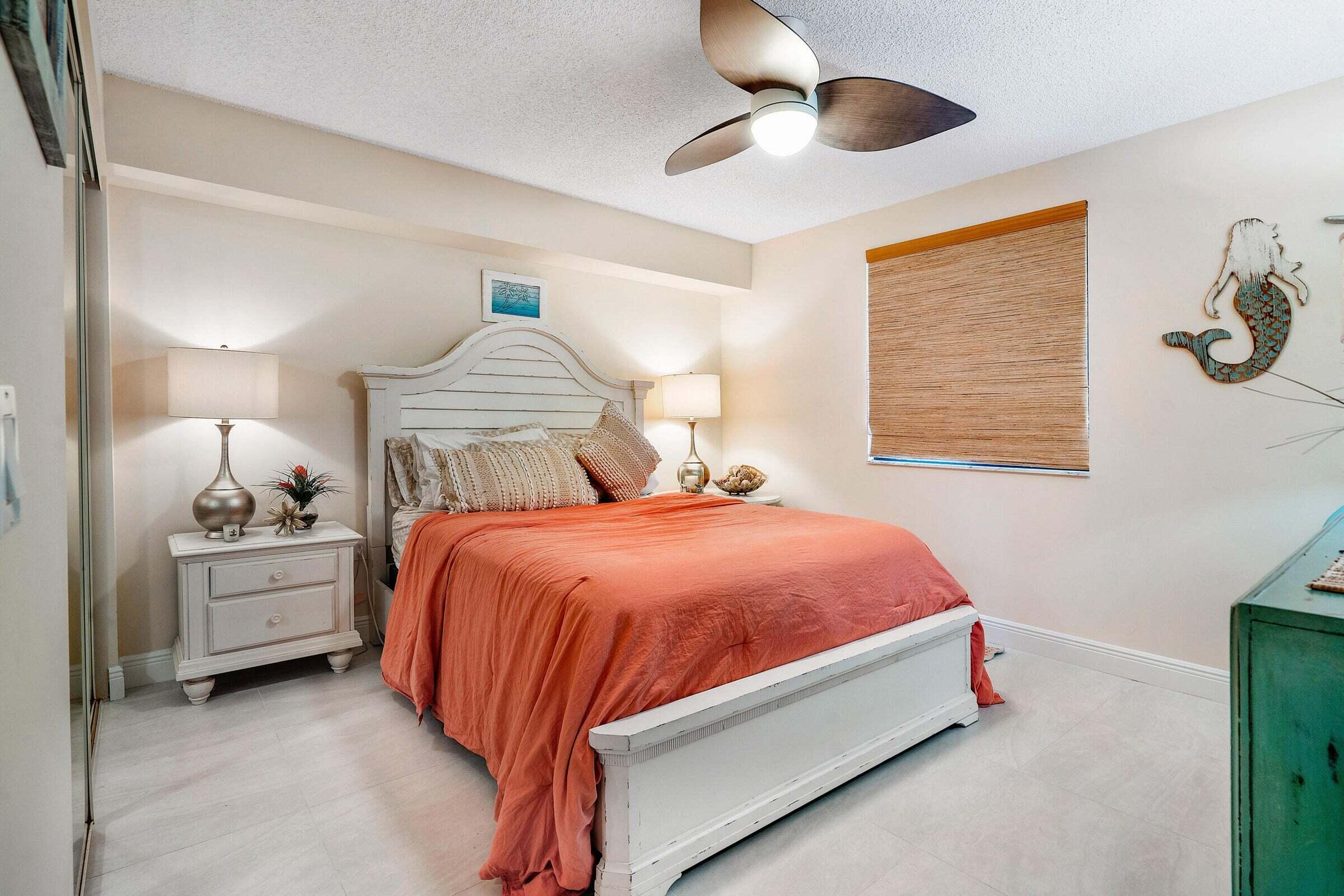 2601 Marina Isle Way, Unit 202 Jupiter, FL 33477 - Photo 33 of 53 IMG_0323