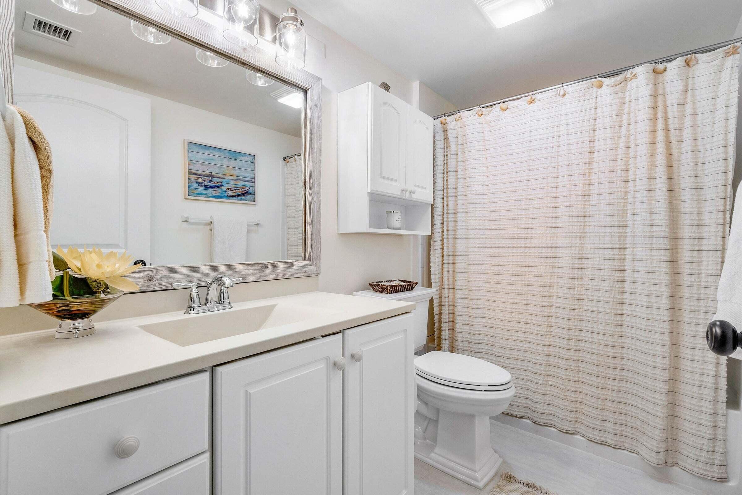 2601 Marina Isle Way, Unit 202 Jupiter, FL 33477 - Photo 34 of 53 IMG_0324