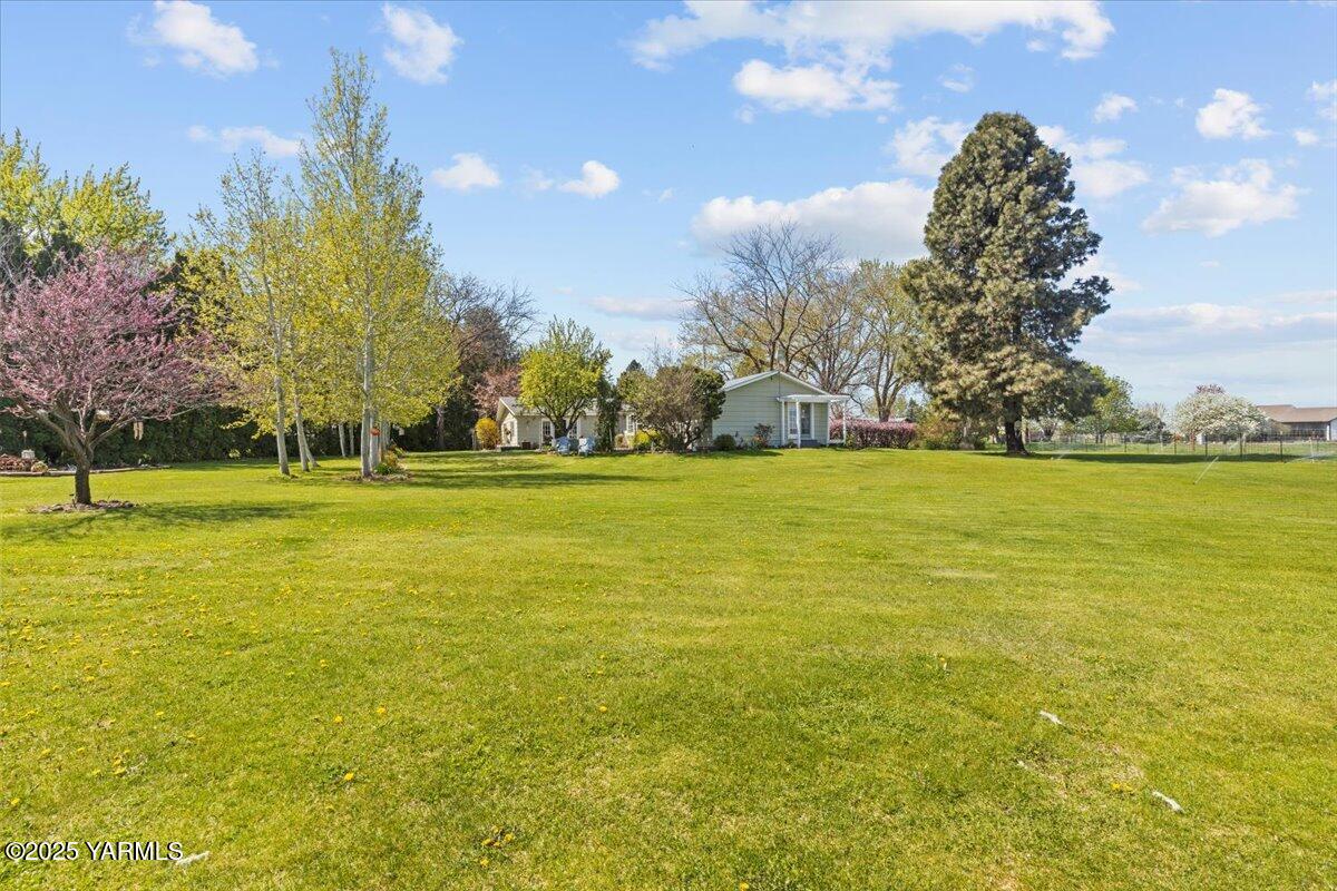 10401 North 1739 Pr Road Grandview, WA 98930 - Photo 65 of 80 82-10401 1739th-099