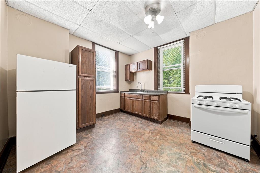 1329 Anderson Road Pittsburgh, PA 15209 - Photo 24 of 36 Gallery Image 24