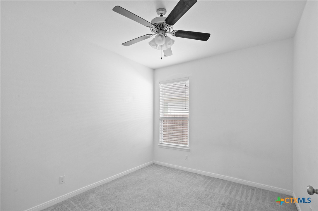 103 Dripping Spring Victoria, TX 77904 - Photo 14 of 27