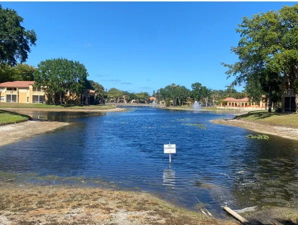 $2,500 | 4863 Via Palm Lakes, Unit 804, West Palm Beach, FL 33417