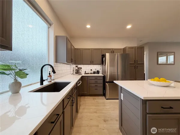 $679,999 | 2631 85th Drive Northeast, Lake Stevens, WA 98258