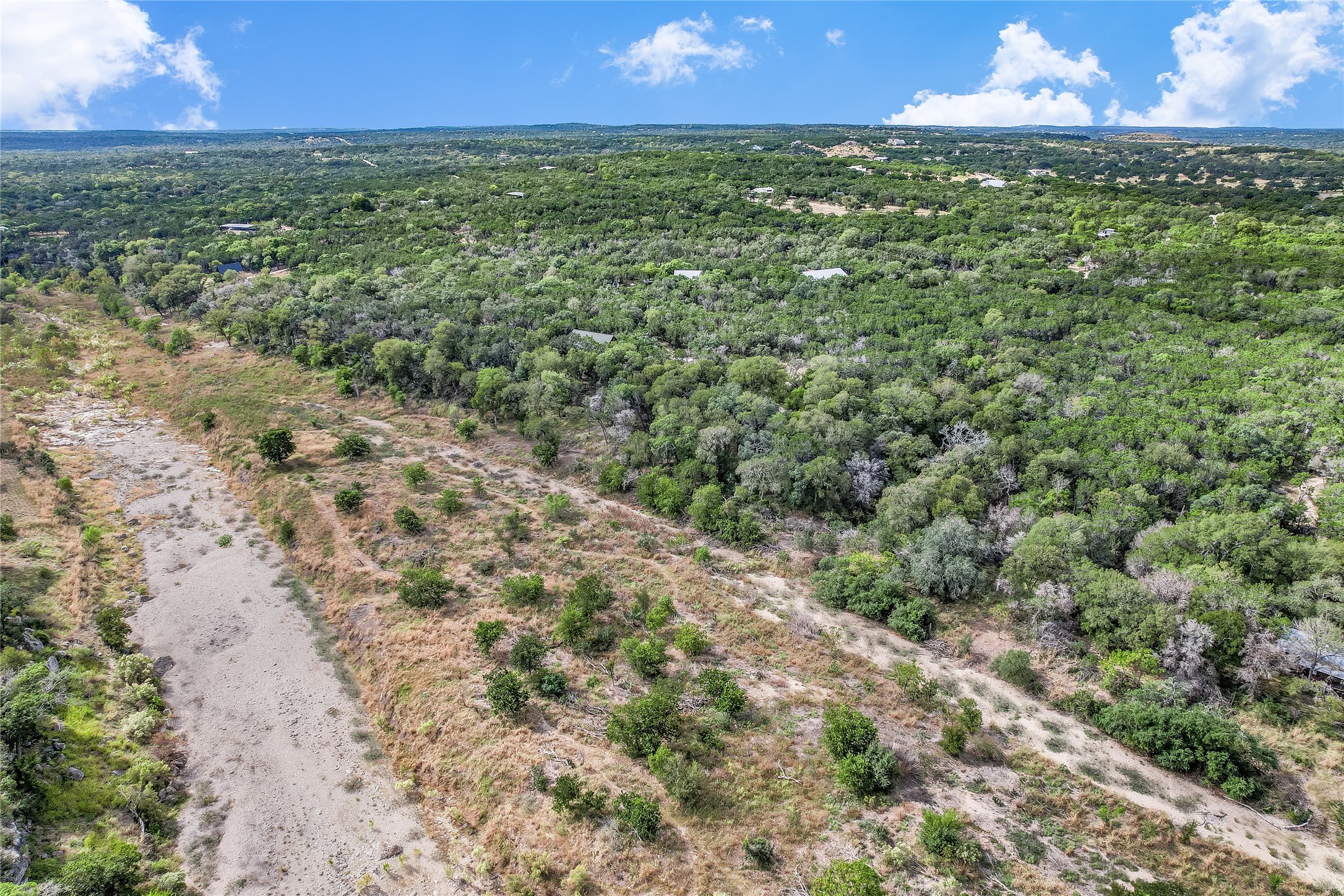 401 Days End Road Wimberley, TX 78676 - Photo 7 of 16 a view of a yard