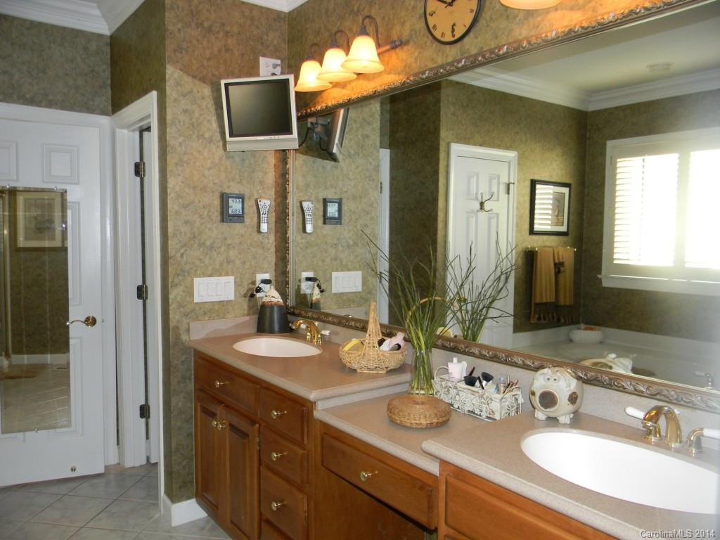 12012 Willingdon Road Huntersville, NC 28078 - Photo 19 of 24 Gallery Image 19