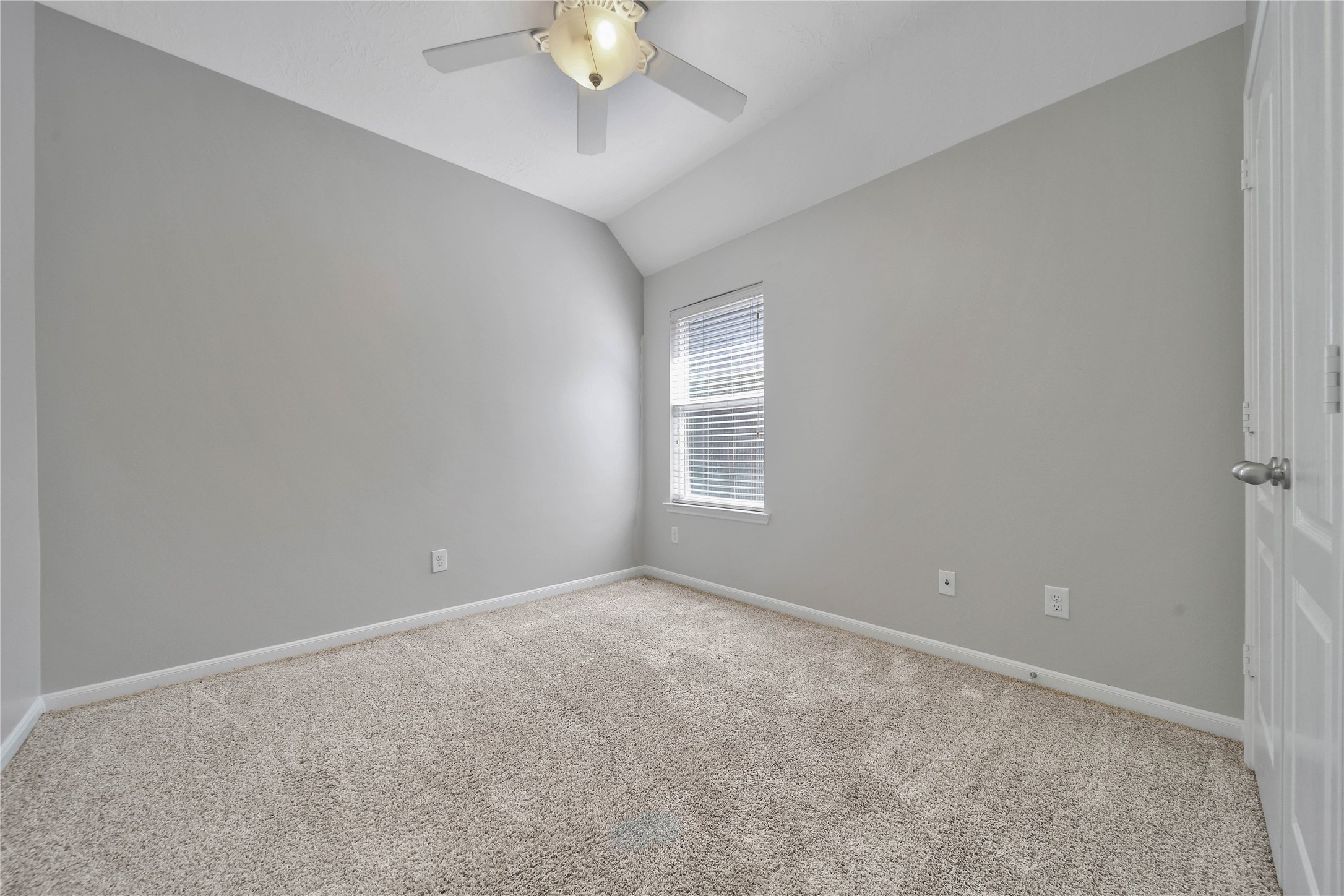 22534 Lavaca Ranch Lane Katy, TX 77449 - Photo 21 of 33 Secondary bedroom