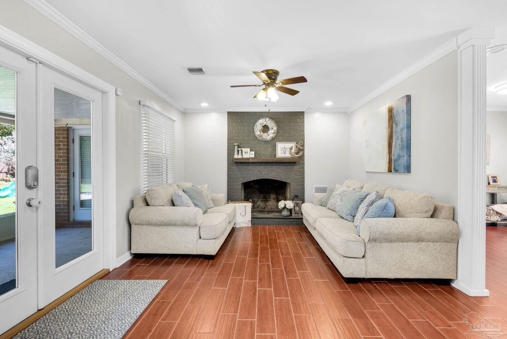 2102 Semur Road Pensacola, FL 32503 - Photo 12 of 56