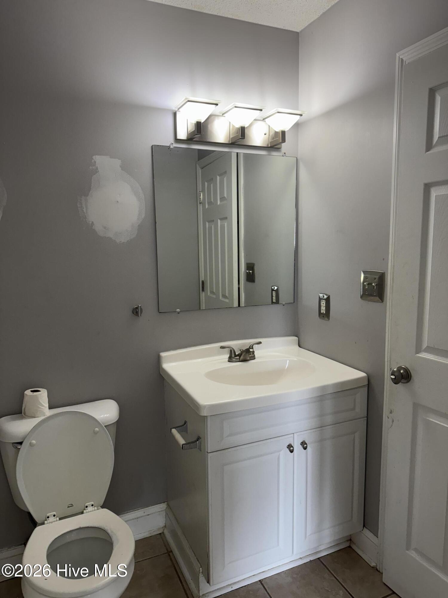 114 Charlton Road Hubert, NC 28539 - Photo 12 of 17 Guest Bath