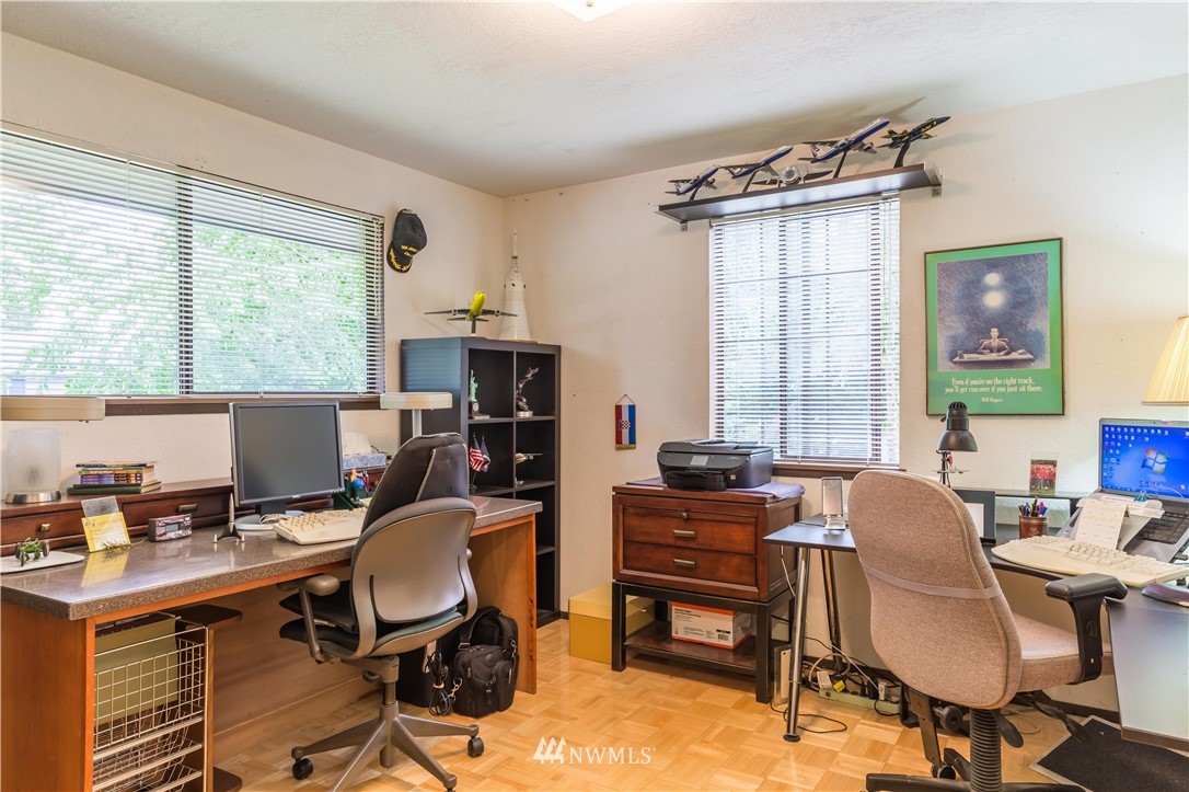 15601 Cascadian Way Bothell, WA 98012 - Photo 11 of 28 Gallery Image 11