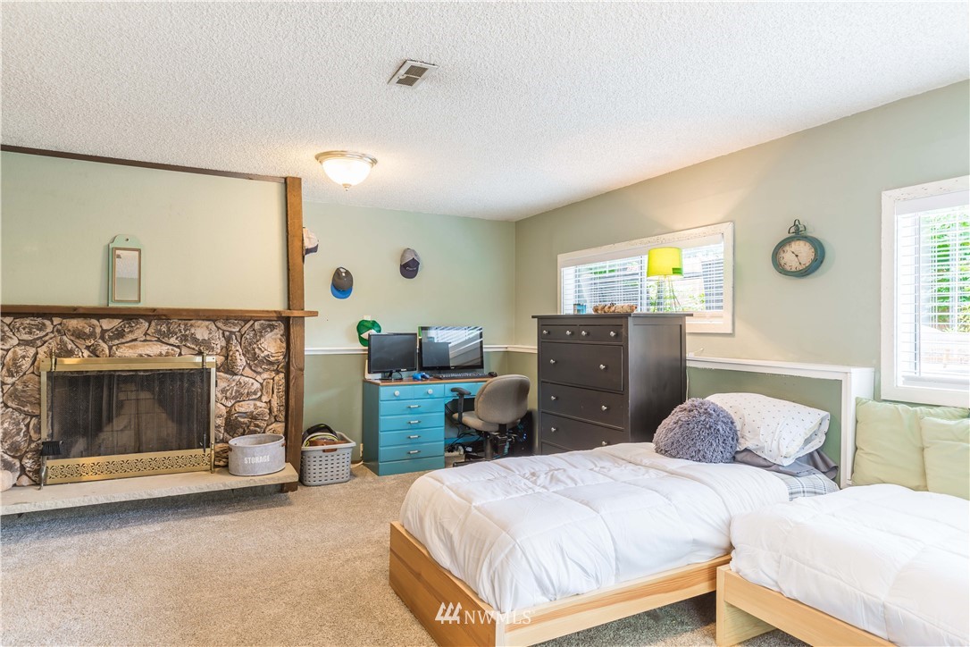15601 Cascadian Way Bothell, WA 98012 - Photo 22 of 28 Gallery Image 22