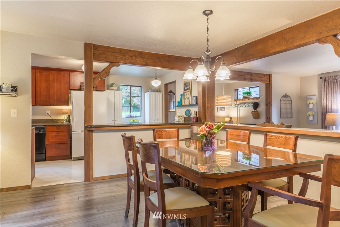 15601 Cascadian Way Bothell, WA 98012 - Photo 10 of 28 Gallery Image 10