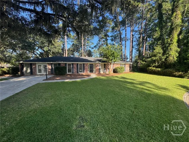 $3,350 | 12 Raleigh Drive, Savannah, GA 31406