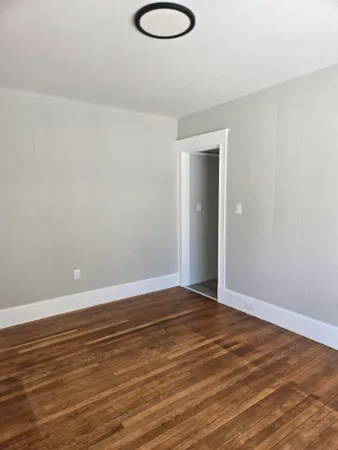 $1,600 | 56 Brook Street, Unit 2, Manchester, NH 03104