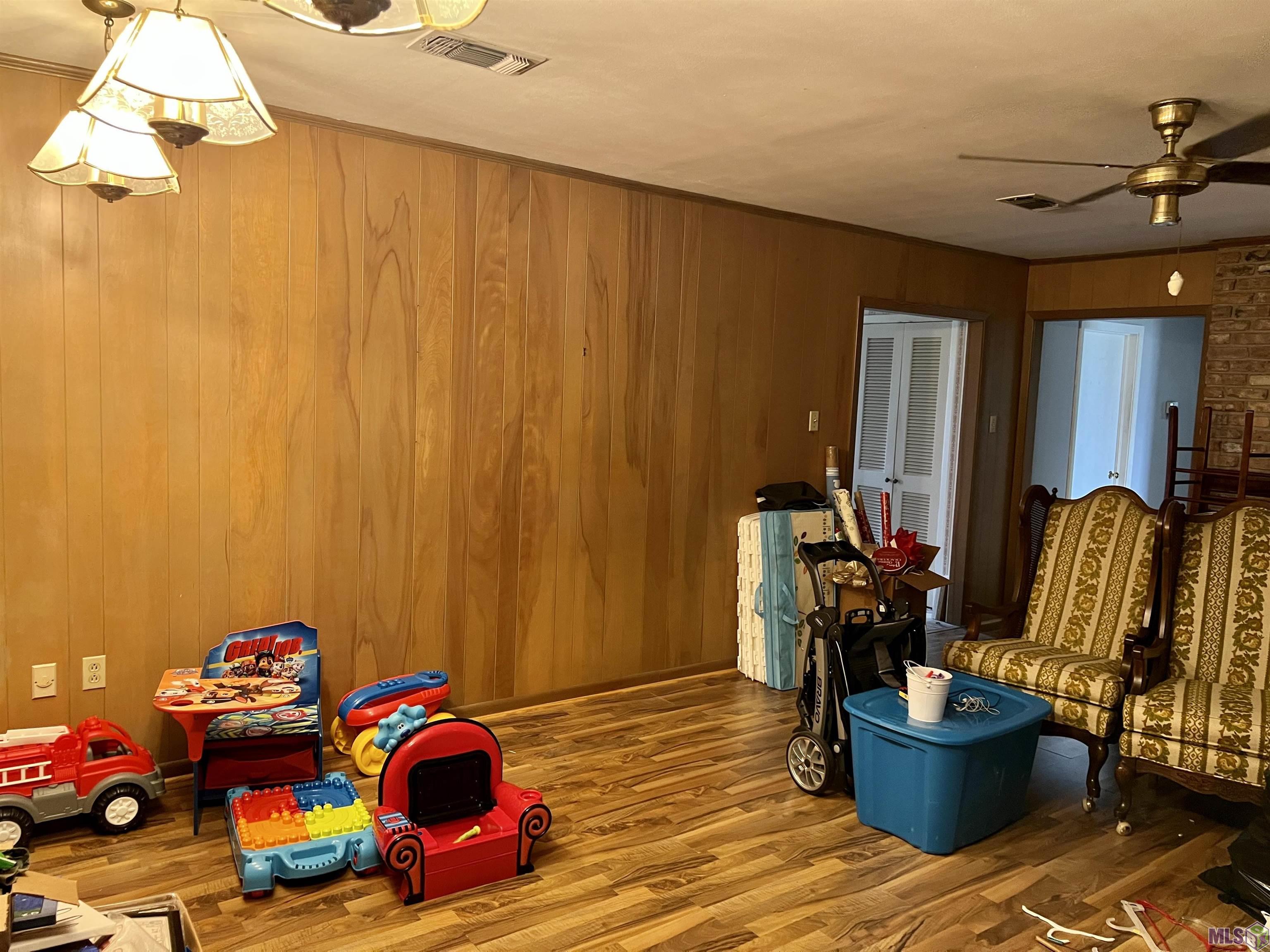 10488 Allyson Street Baton Rouge, LA 70815 - Photo 3 of 10 Gallery Image 3