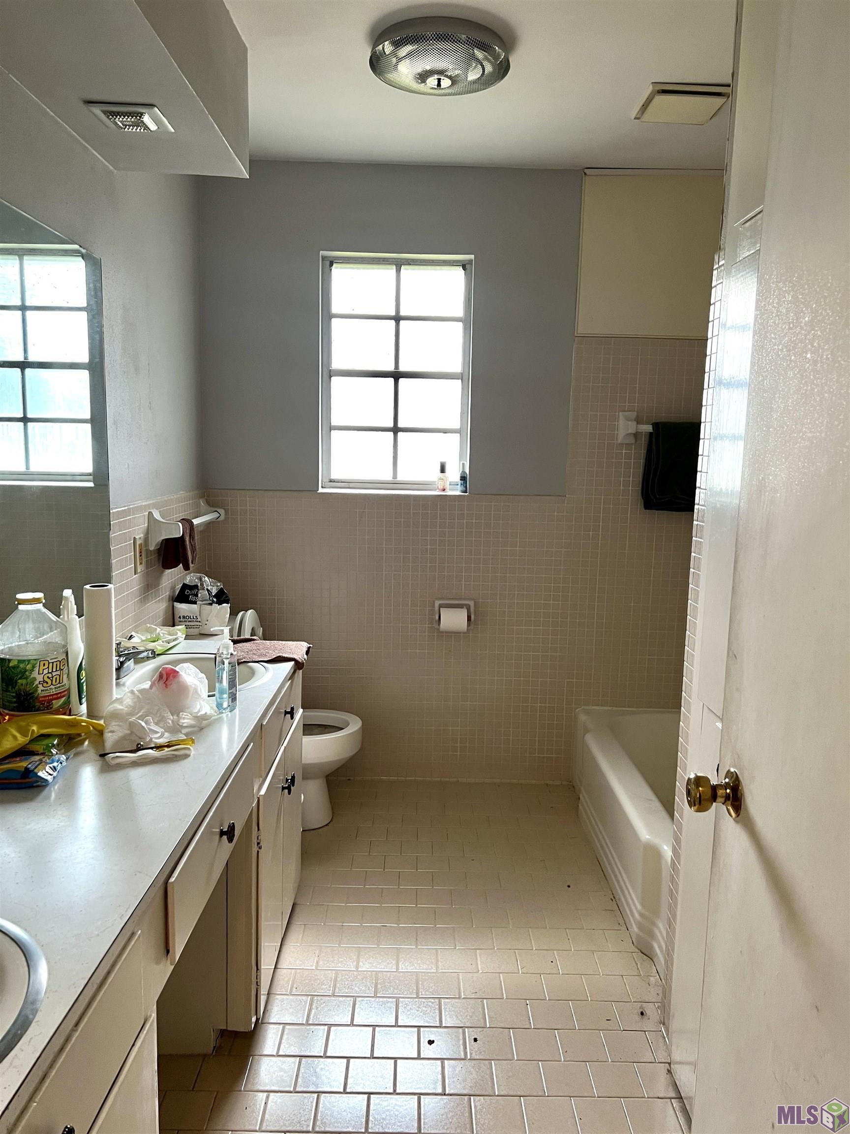 10488 Allyson Street Baton Rouge, LA 70815 - Photo 8 of 10 Gallery Image 8