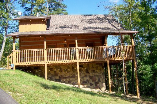 1504 Bluff Ridge Road Sevierville, TN 37876 - Photo 1 of 1 Primary Photo