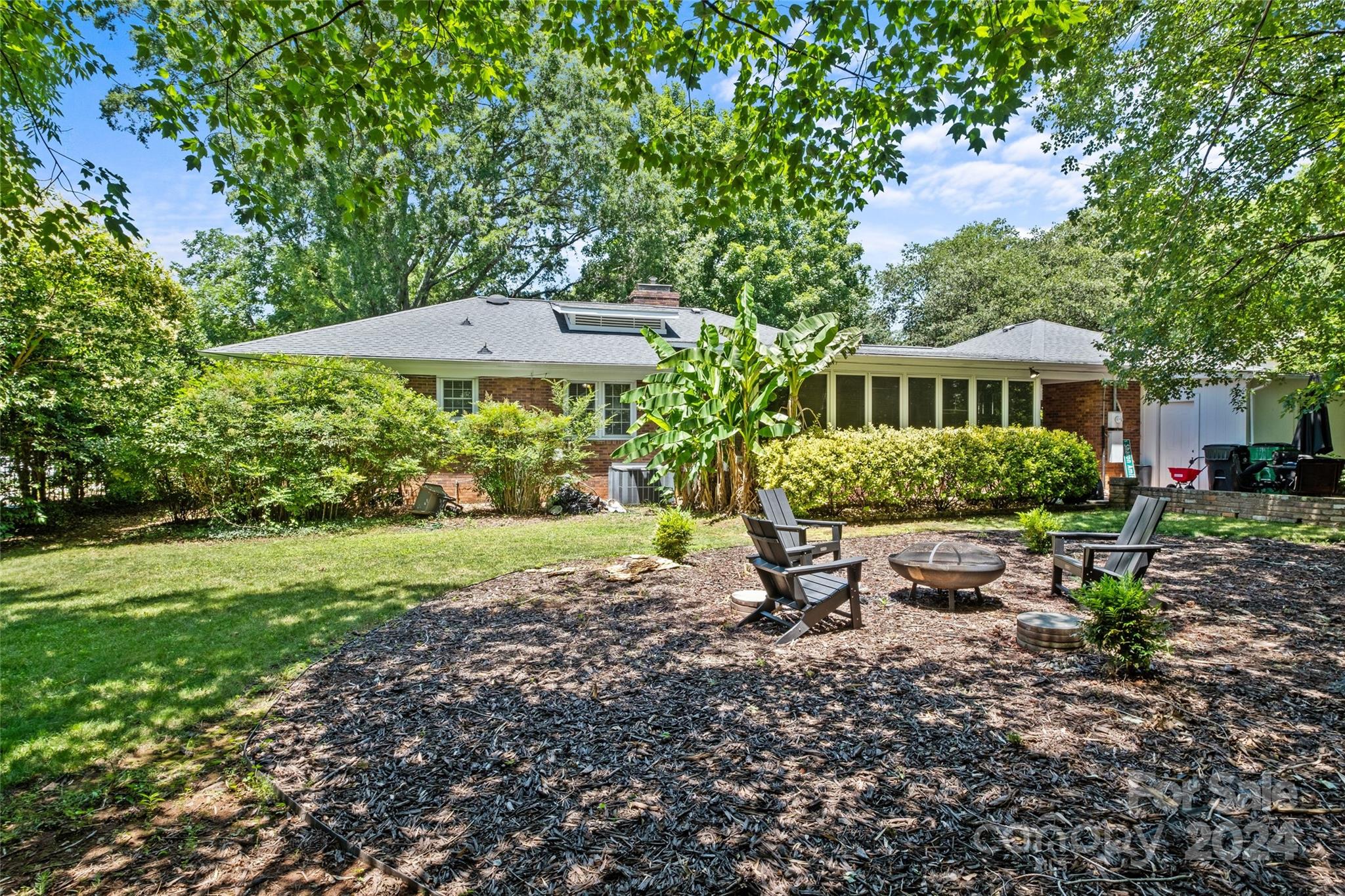 1321 Ferncliff Road Charlotte, NC 28211 - Photo 3 of 11 a view of a house with backyard and sitting area