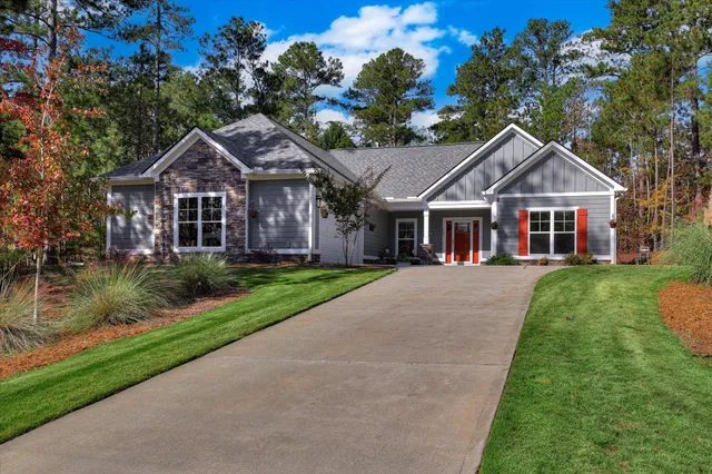 $379,500 | 252 Amelia Drive, McCormick, SC 29835