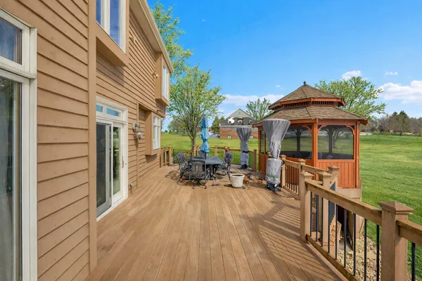 $890,000 | 10-n749 Highland Trail, Hampshire, IL 60140