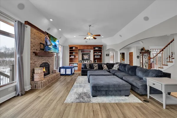 $890,000 | 10-n749 Highland Trail, Hampshire, IL 60140