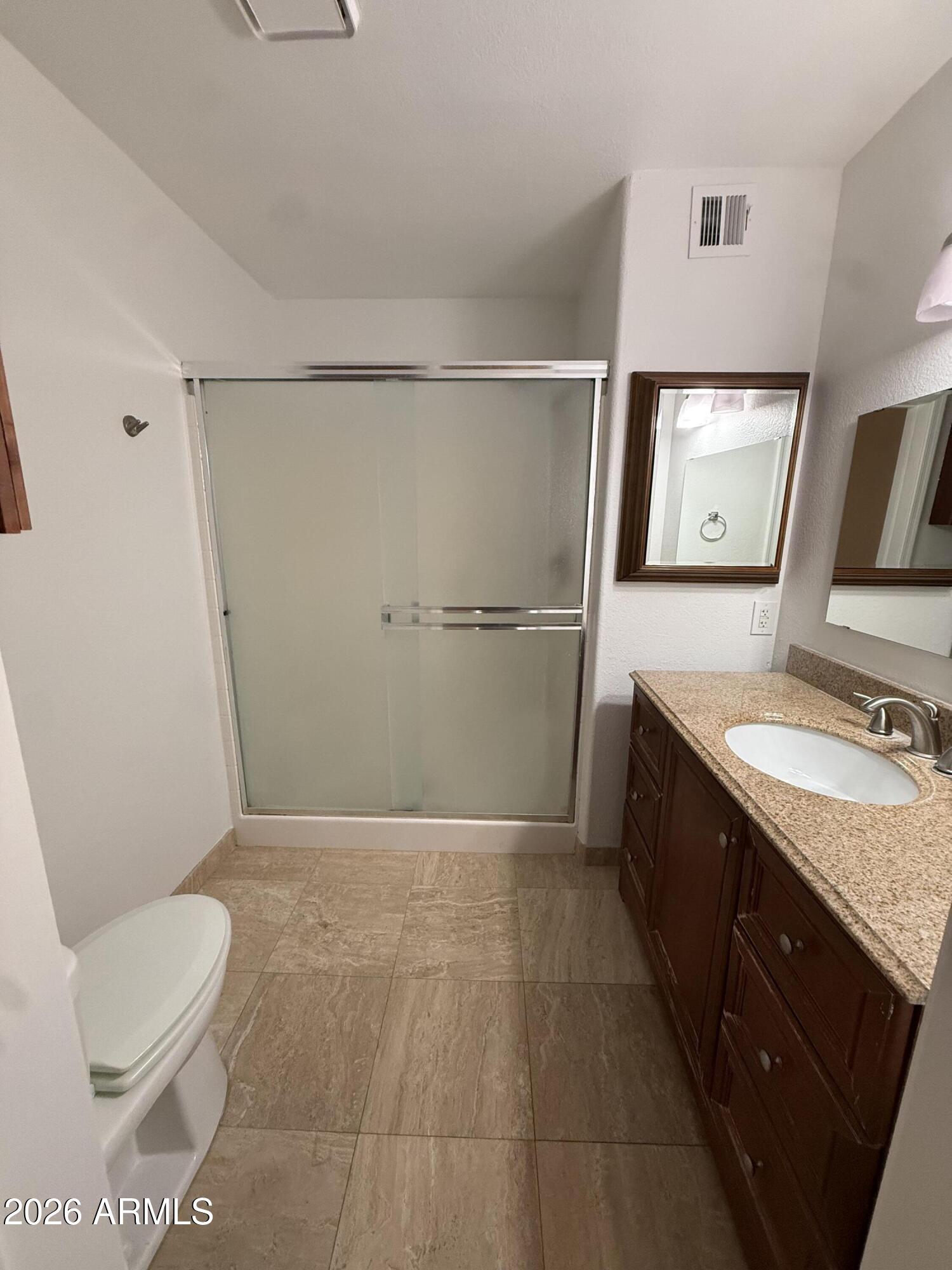 255 South Kyrene Road, Unit 140 Chandler, AZ 85226 - Photo 16 of 19 Master Bathroom