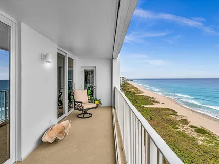 $2,800,000 | 3000 South Ocean Boulevard, Unit 1504, Boca Raton, FL 33432