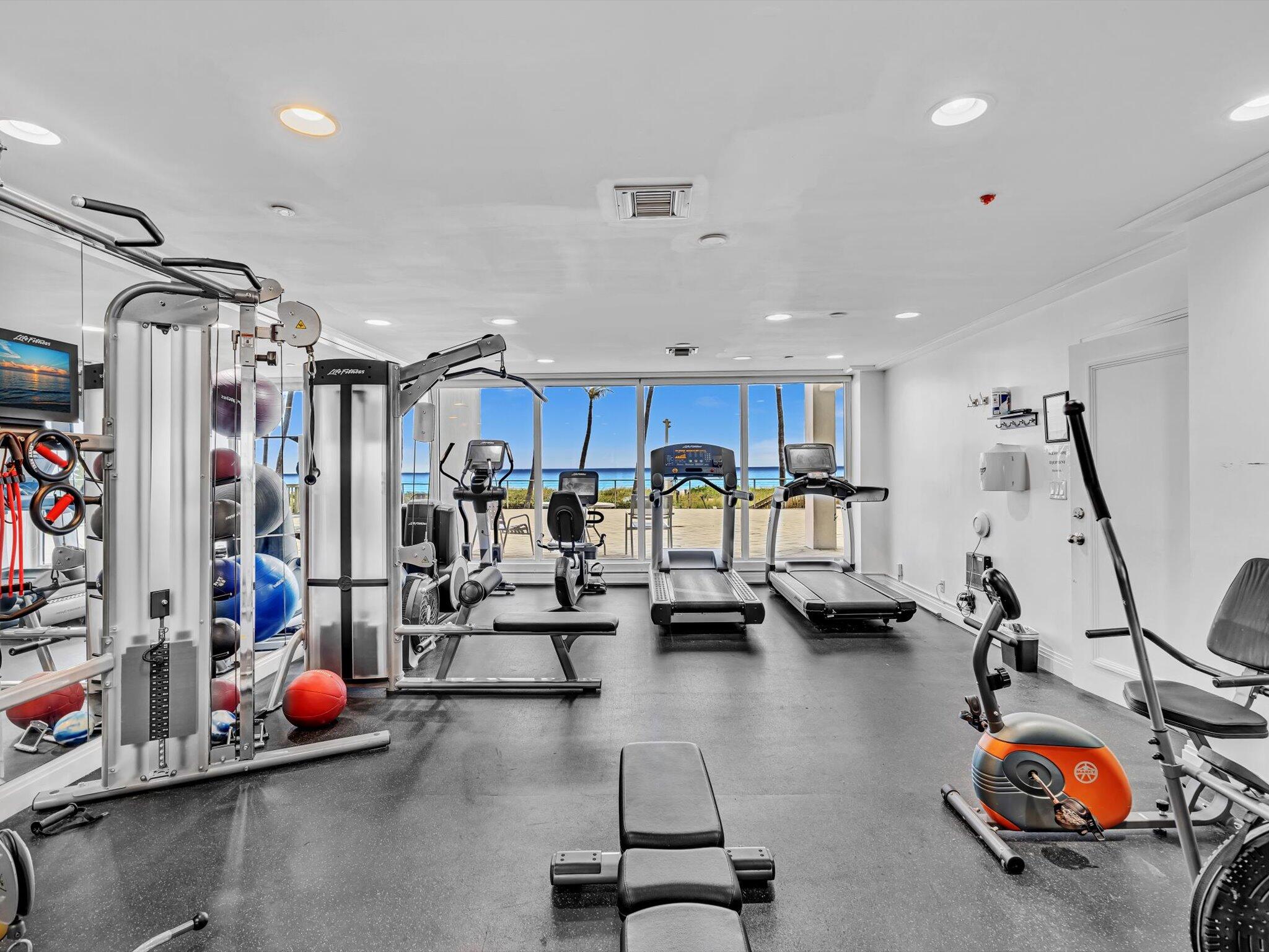 3000 South Ocean Boulevard, Unit 1504 Boca Raton, FL 33432 - Photo 39 of 64 52-DSC2916