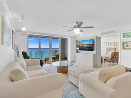 $2,800,000 | 3000 South Ocean Boulevard, Unit 1504, Boca Raton, FL 33432