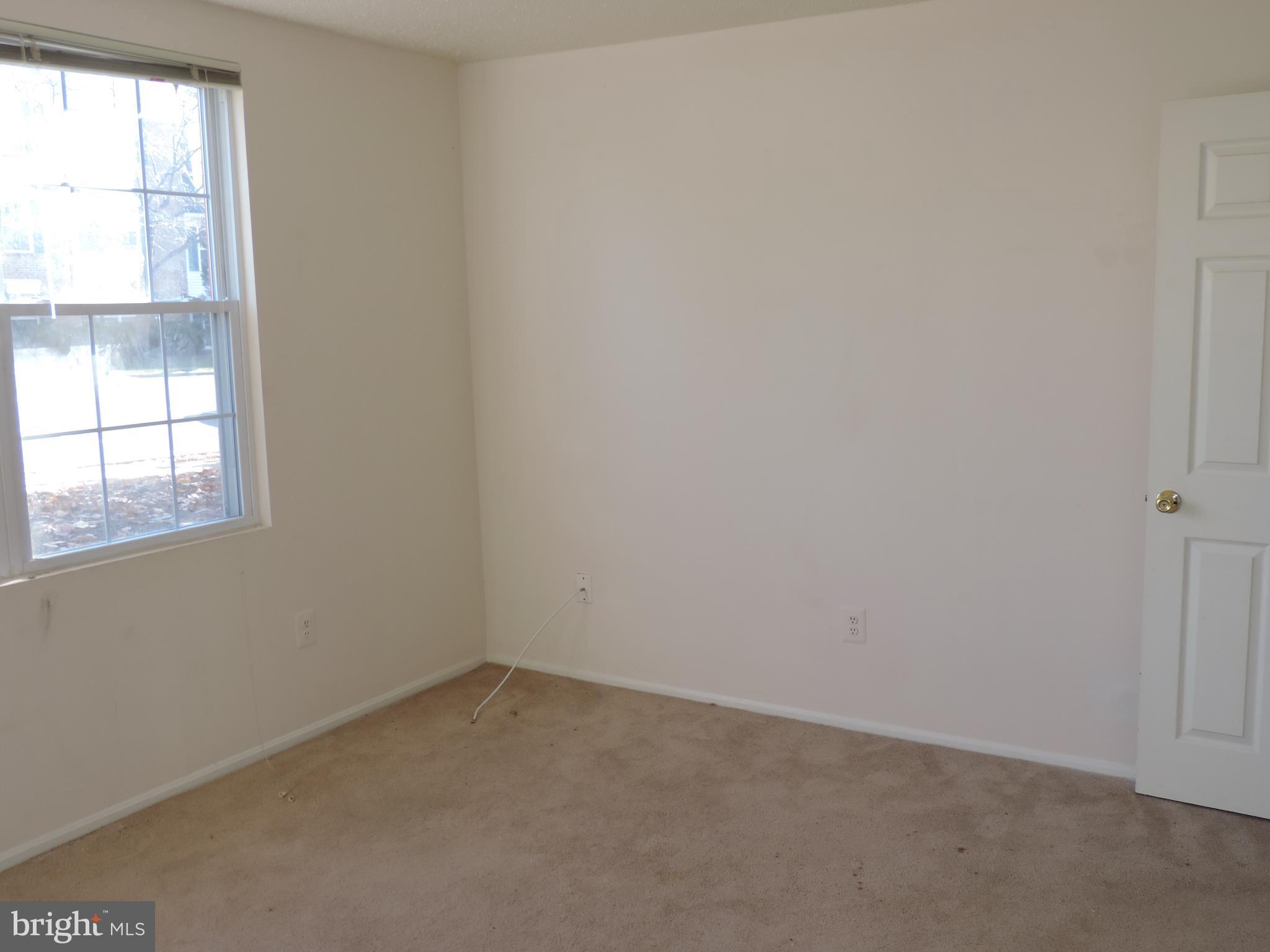 105 Fort Evans Road Southeast, Unit B Leesburg, VA 20175 - Photo 13 of 19 Bedroom