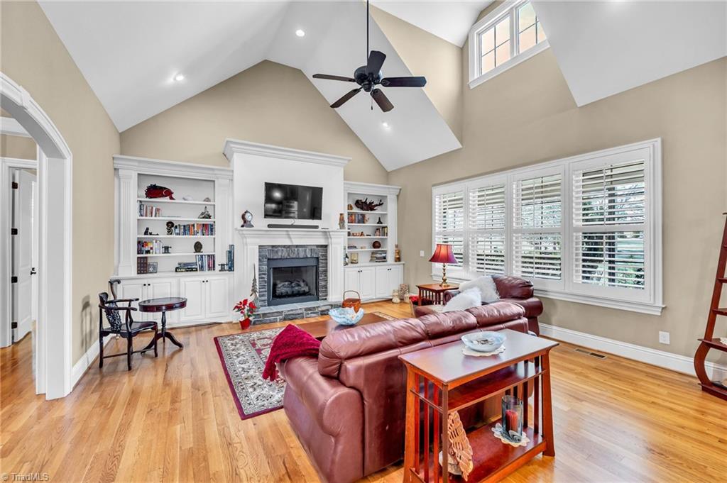 6803 River Farm Drive Oak Ridge, NC 27310 - Photo 7 of 44