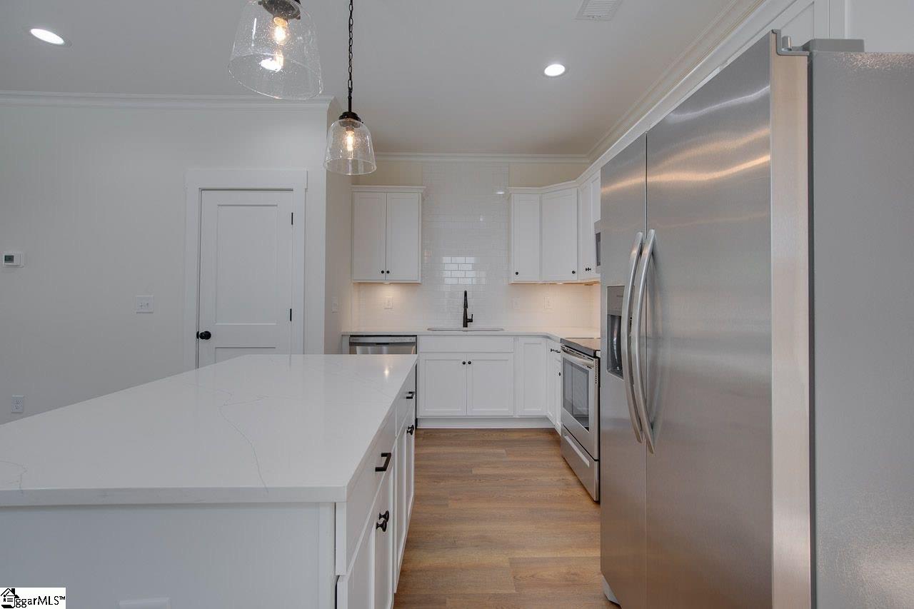 12 Clark Street Greenville, SC 29607 - Photo 7 of 13