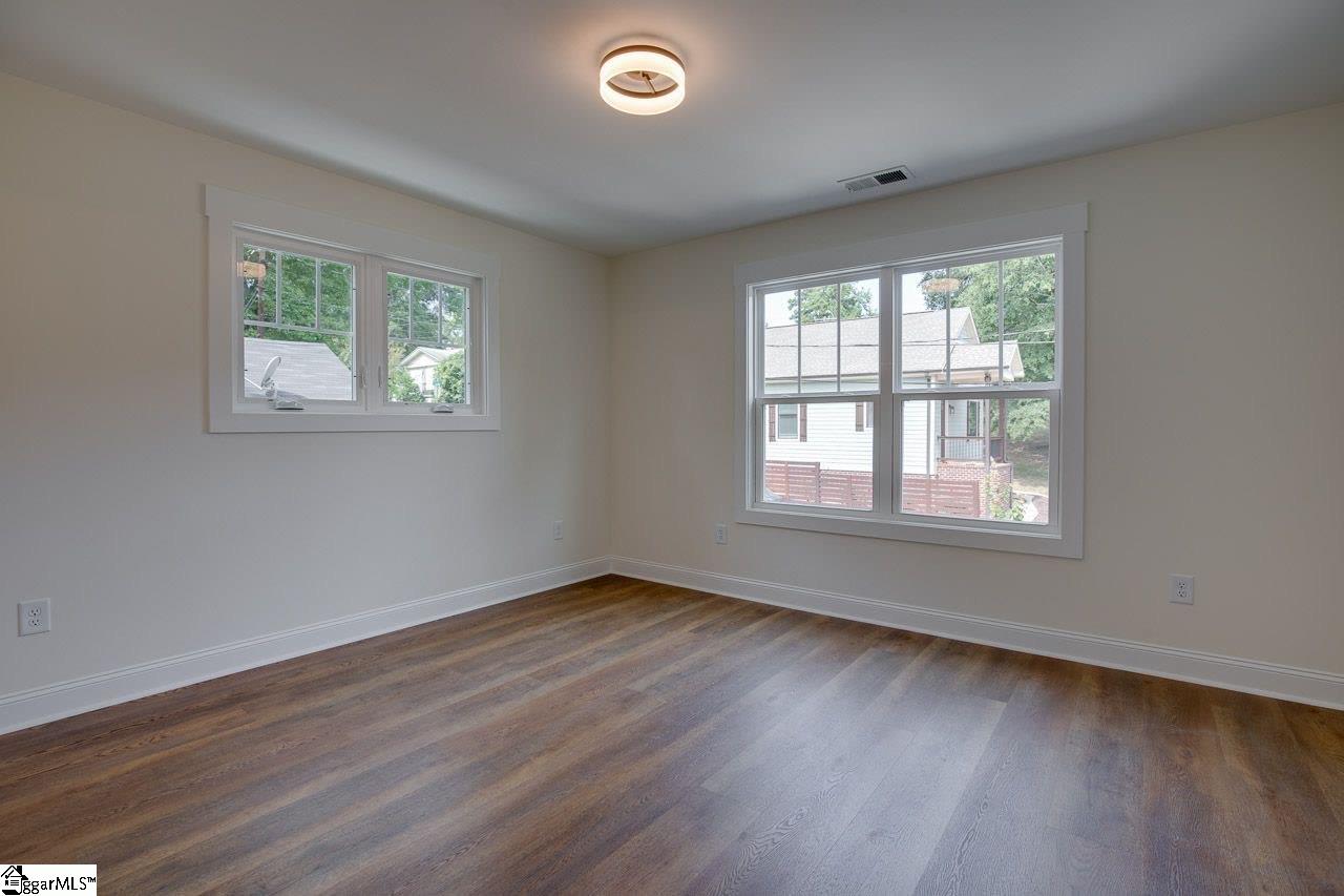 12 Clark Street Greenville, SC 29607 - Photo 10 of 13