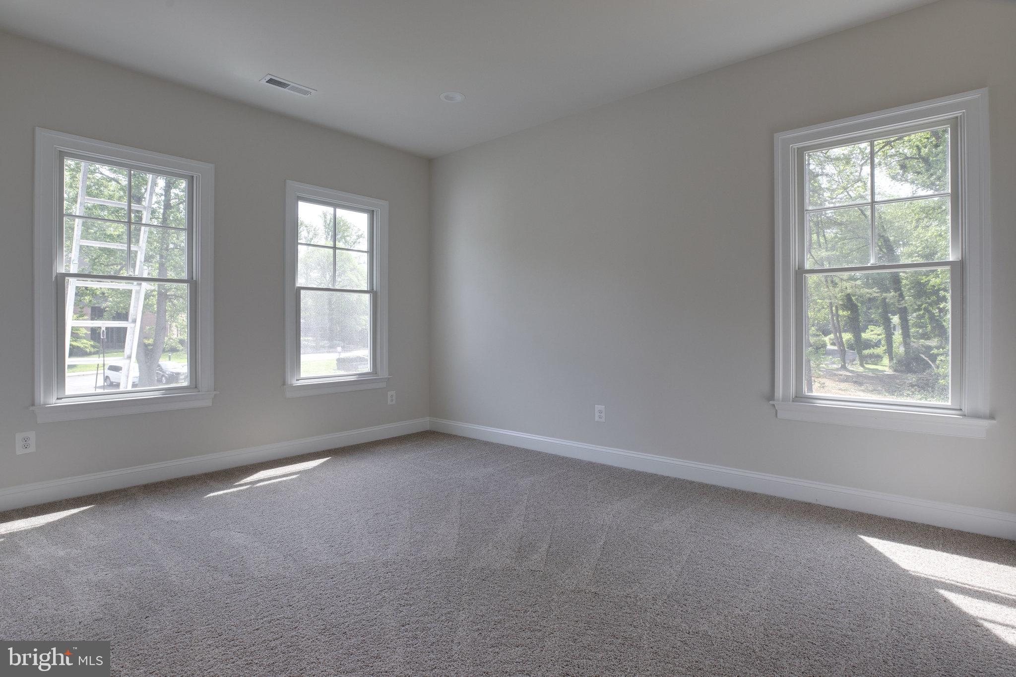 11022 Oakton Road Oakton, VA 22124 - Photo 29 of 34