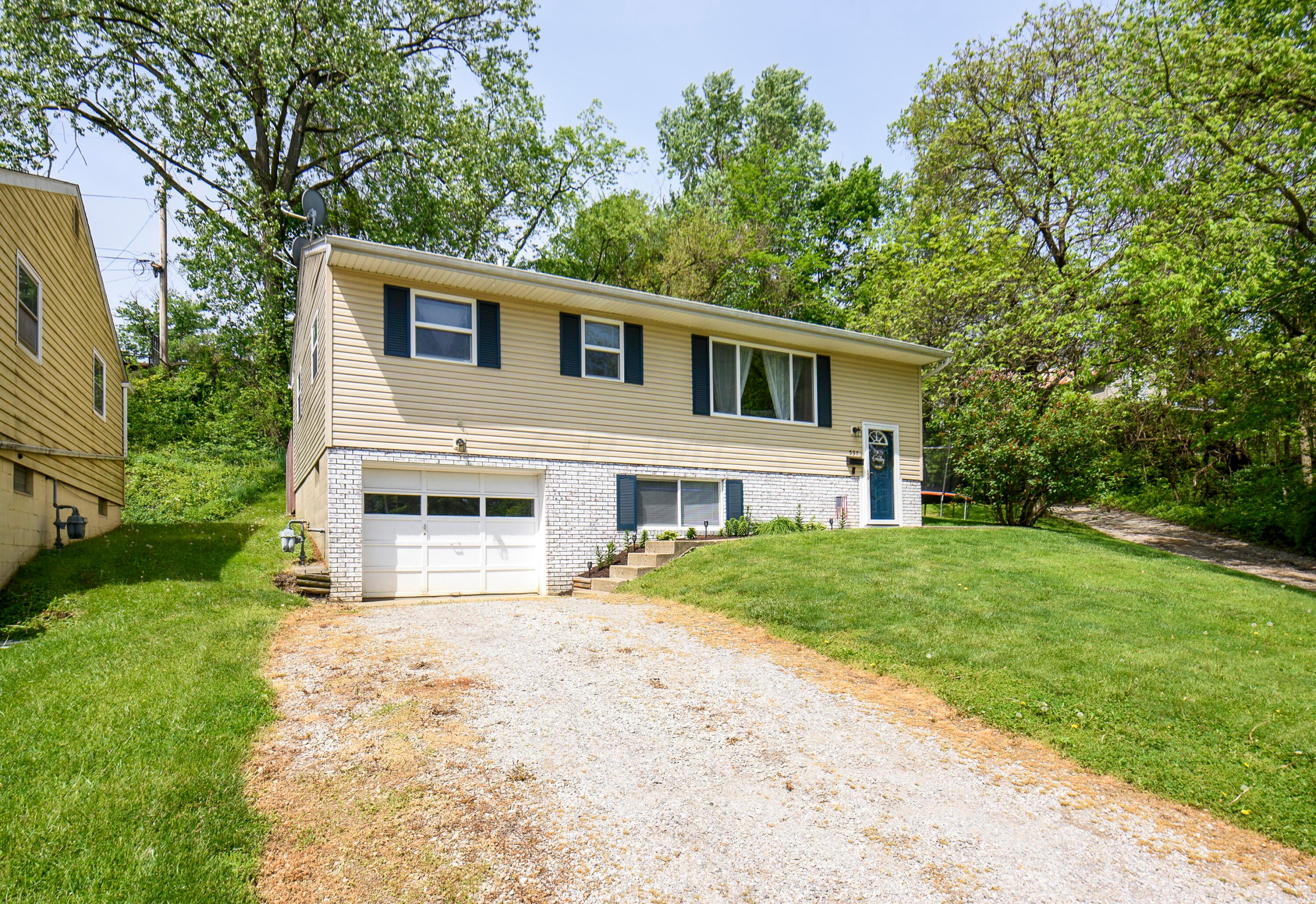 537 Brumfield Road Lancaster, OH 43130 - Photo 27 of 36 Front