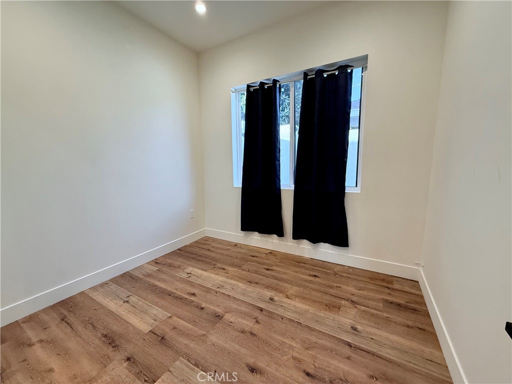 6900 Corbin Avenue Reseda, CA 91335 - Photo 42 of 57