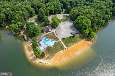 $335,000 | 925 Jones Drive, Ruther Glen, VA 22546