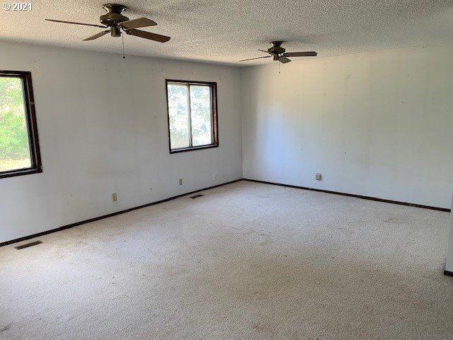 56186 Old Portland Road Warren, OR 97053 - Photo 11 of 15 Gallery Image 11